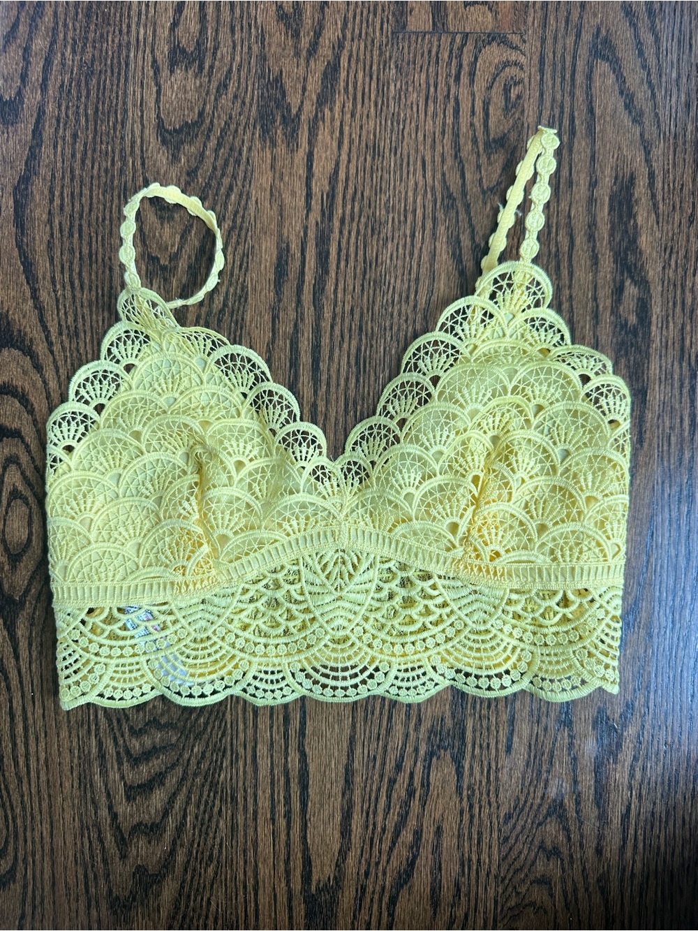 Free People NWT Yellow Scalloped Lace Bralette
